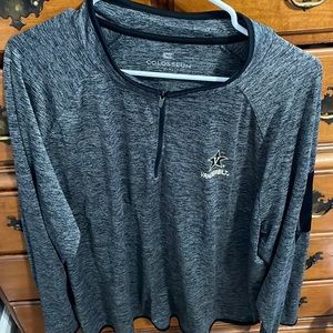 Vanderbilt L/S pullover. Good condition. Size XXL